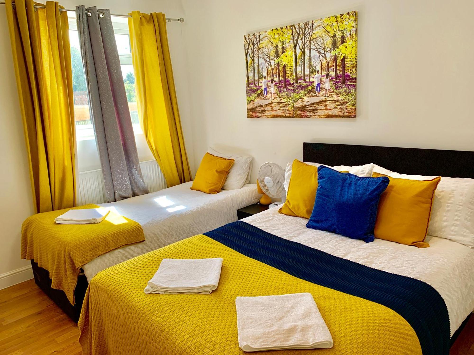 London Studio Apartments, Private Bathrooms And Parking 伊尔福德 外观 照片
