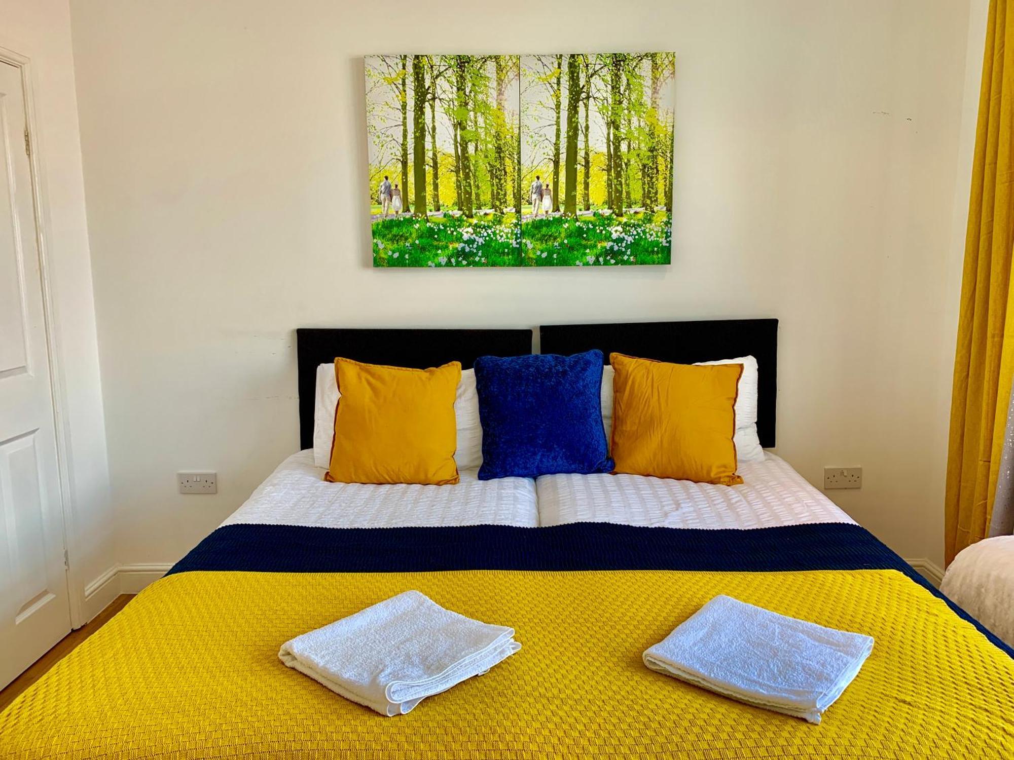 London Studio Apartments, Private Bathrooms And Parking 伊尔福德 外观 照片
