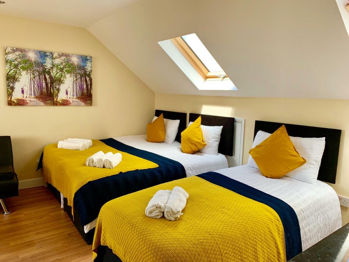 London Studio Apartments, Private Bathrooms And Parking 伊尔福德 外观 照片